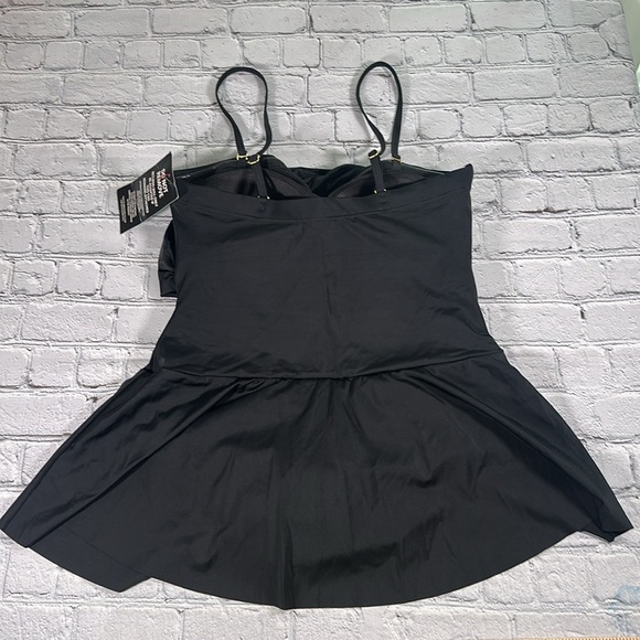 Swimsuits For All Women's Black Ruched Skirted Bandeau Swimdress size 10 NEW - Picture 6 of 16